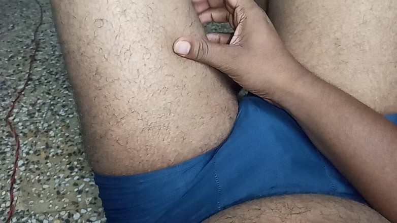Sweet Indian cock: Bhabhi succhia il mio pene sesso di notte con leccare