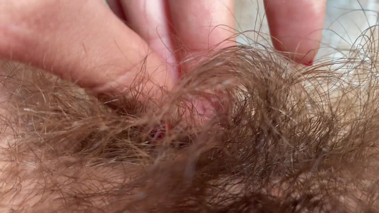 Cuteblonde666: Close up big clit hairy pussy