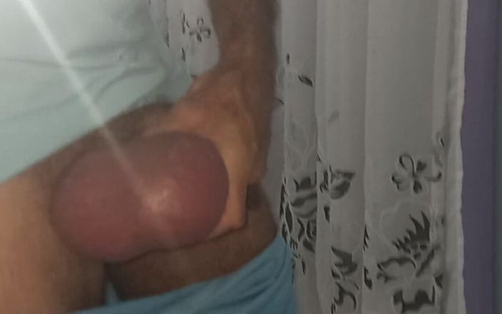 Lion big balls: Ich zeige meine großen nüsse und schwanz