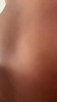 J’ai mis la brune à téter sans pitié