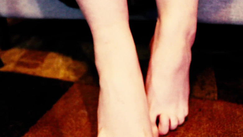Campsissyboi: Unwashed Dirty Stinky Feet Wank and Sniff Series