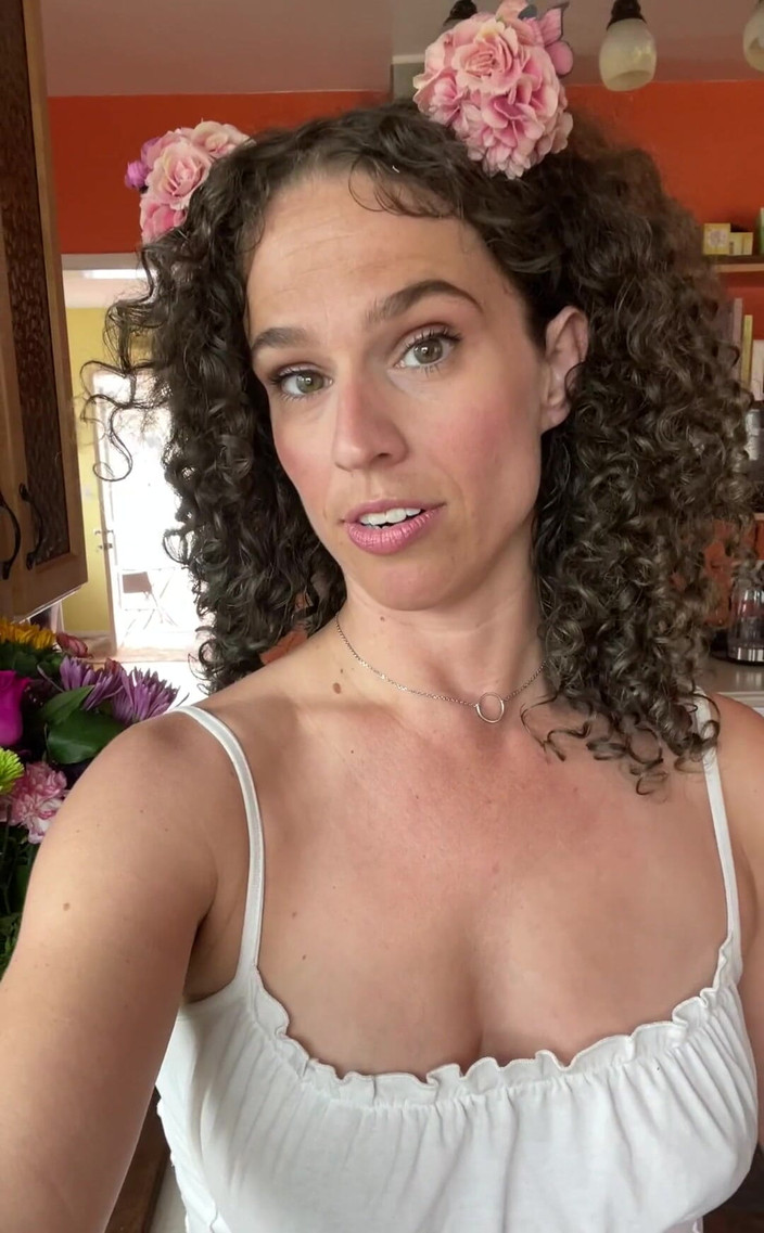 VibeWithMommy: Hei Manusia yang cantik! Saya ditanya semua apa yang seperti...