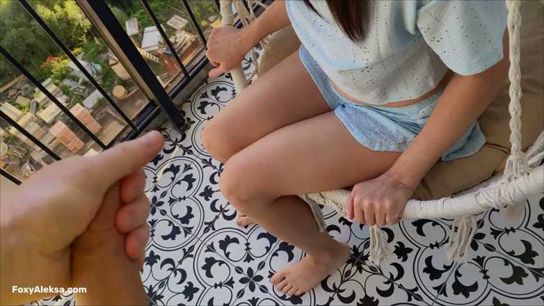 FoxyAleksa: Omg! Crazy Surprise Filled My Mouth with Hot Cum!