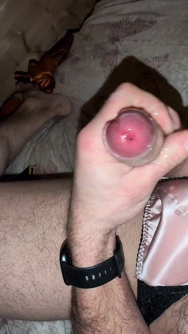 Cum Over My Satin Panties (Satinv)
