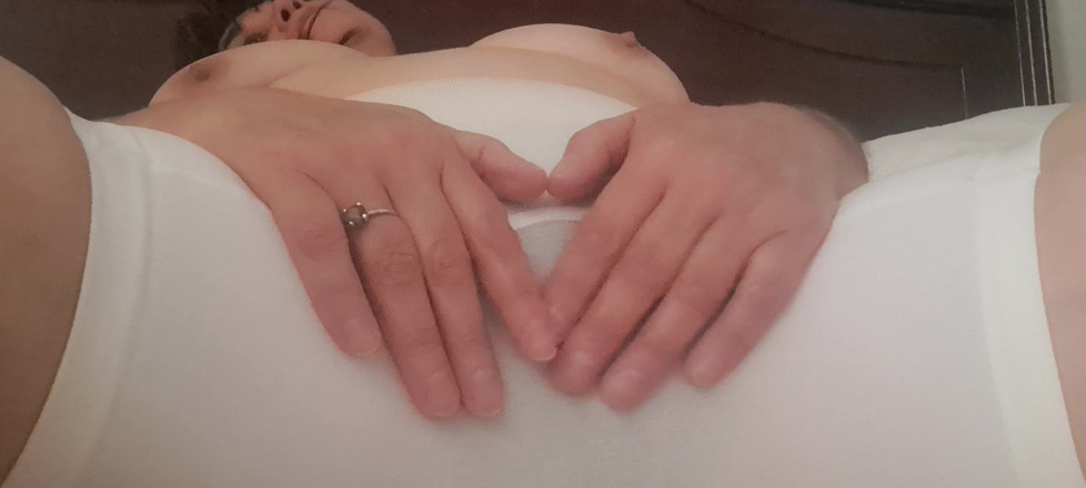 Mommy big hairy pussy: Схватить панцирь над трусиками, насколько она будет жирной и влажной