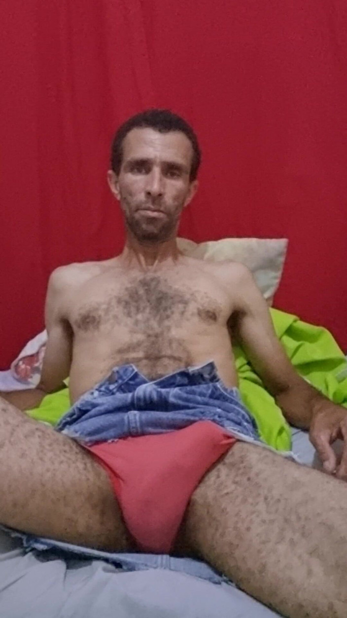 osmar1221: They All Come and Enjoy Watching Me Masturbate with Great...