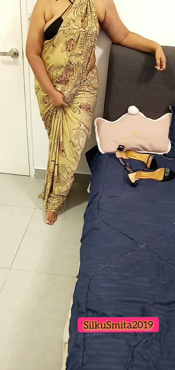 Goddess Silk Smita: Juego de roles de fantasía, Smita y su marido