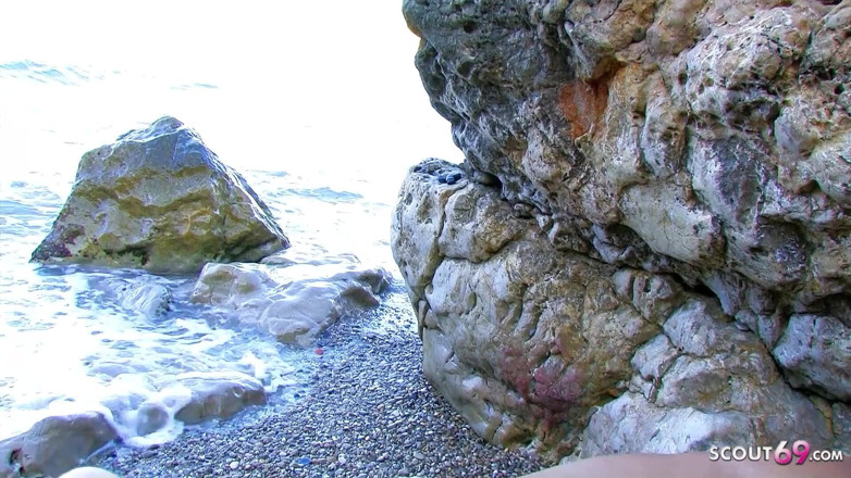 Full porn collection: Latina mature Jana secretly fucked outdoors by strangers on holiday