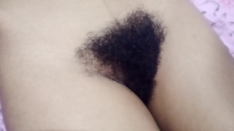 TEENADESI: Nikdy nezažila orgasmus, když byla sama