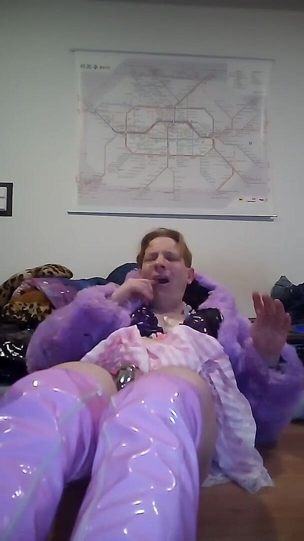 Fem-Boy40: Моя перша сіссіфікація