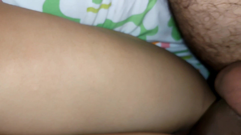 Hella Zaid: Niszczenie mojej przyrodniej siostry, podczas gdy ona odpoczywa od tak...