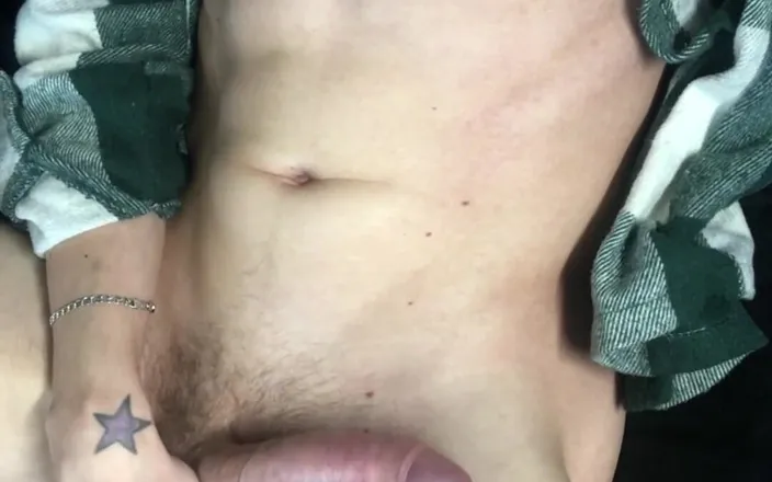 MaxHotty: Twink with Sexy Nipples Cums a Lot on His Tummy