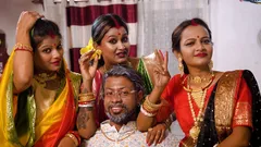 The Lusty Old Man Went Out to Celebrate His Wedding Night with His Three New Wives and Did a Scandal