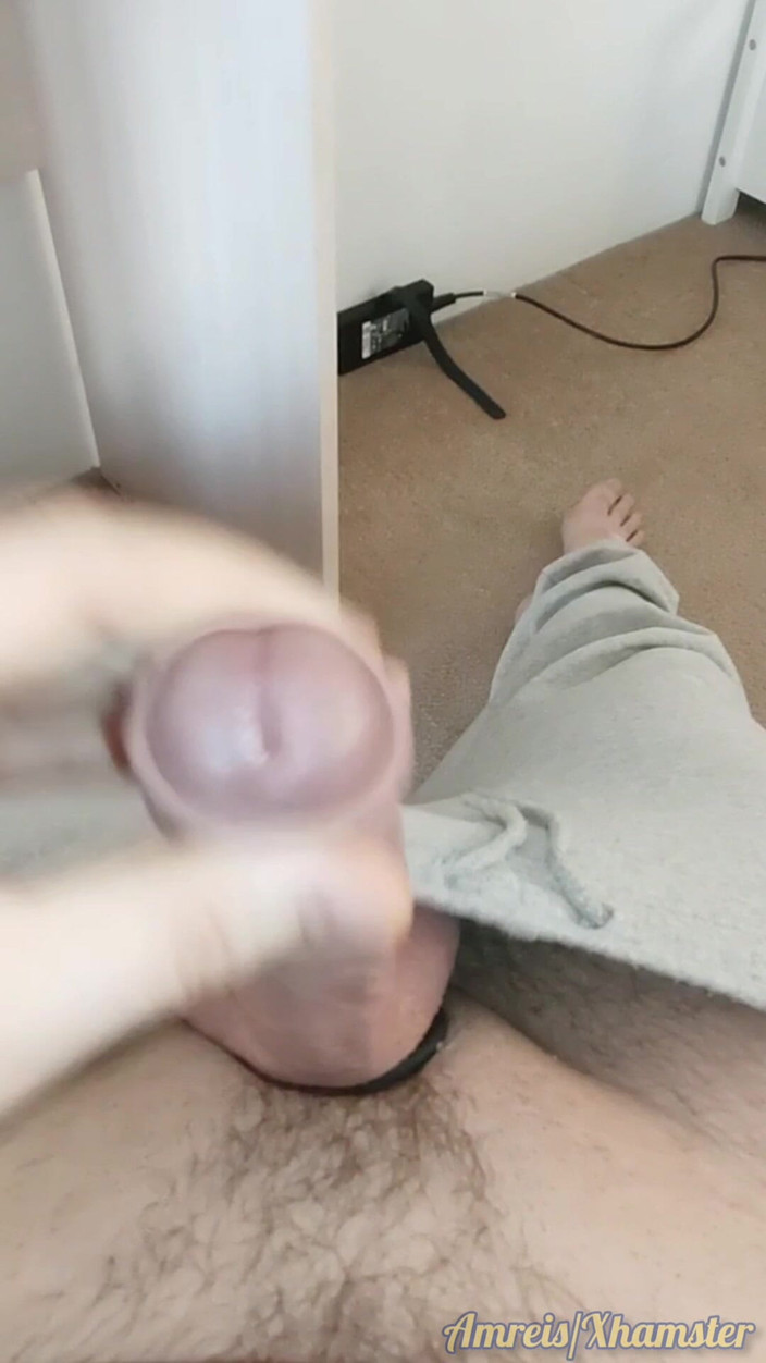 Amreis: Quando sono a casa da sola - segandomi il mio cazzo...