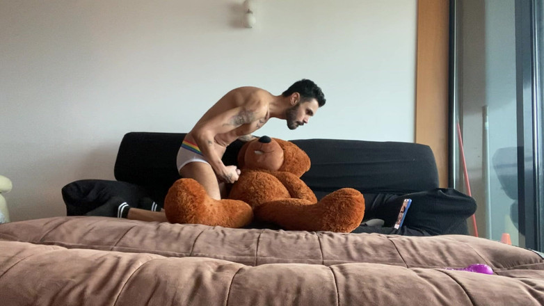 arabeputo: Bermain dengan boneka beruang saya