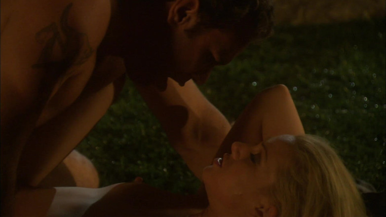 Tight little babes: Blonde hottie meets her best friend outdoor and gets fucked...