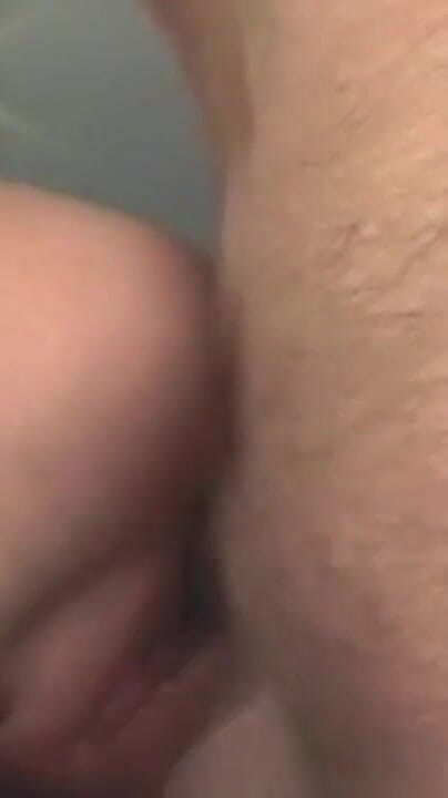 UK FAMILY FUCKERS: Brunette Teen Deepthroats Cock Before Thick Facial