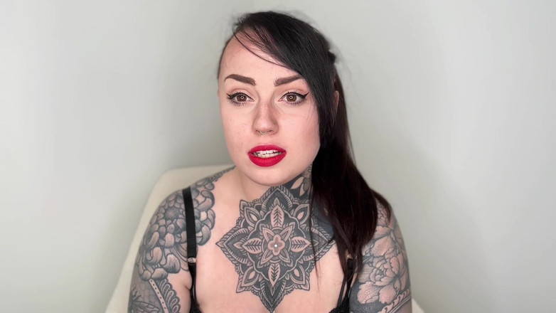 Miss Valentina: Memanggil Keluar Hamba Peras ugut saya