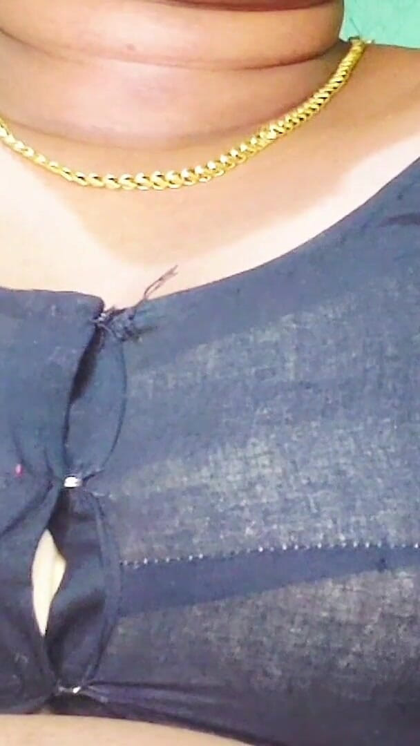 Desi Mohini: 火辣性感的继母，kavita ki Chuday