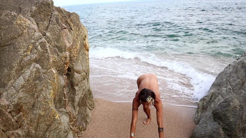 Magia Rosa: Sucking in the Beach