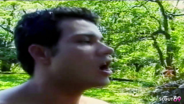 Shemale TS Collection: Blond mager Ladyboy behöver en tjock kuk för utomhus analsex