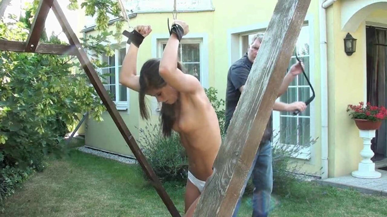 Spanking Server: Caprice bare back whip