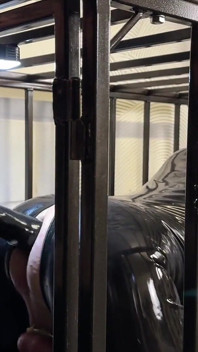 Étirement anal, maso en cage