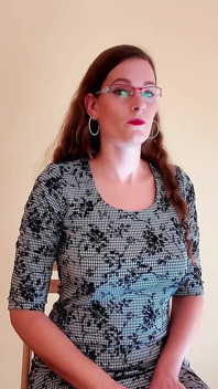 Profesor, Który Handluje Kontrolą Dla Przetrwania, Staje Się Got