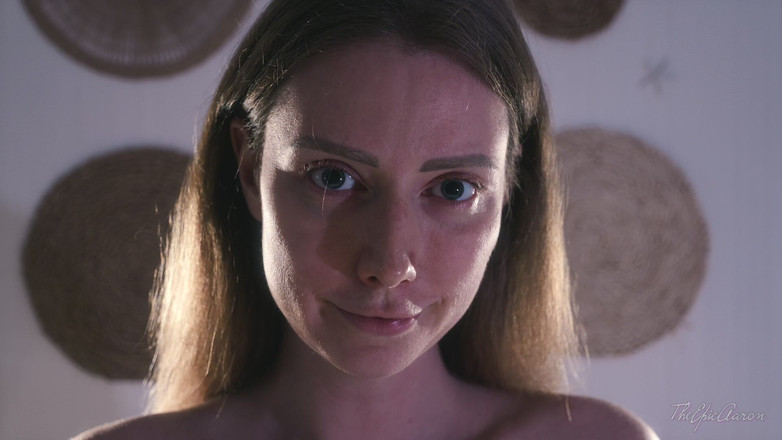 Epic Aaron's adventure: Episka Boudoir Ft. Kate Quinn