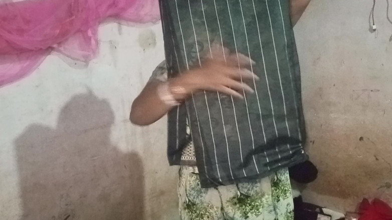 Mridulmadhu: Marito e moglie video sexy completo