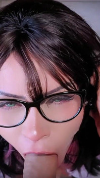 Goth Hottie Has Sloppy Oral Sex, Deep Throat, Cums in Her Mouth 3 Times.