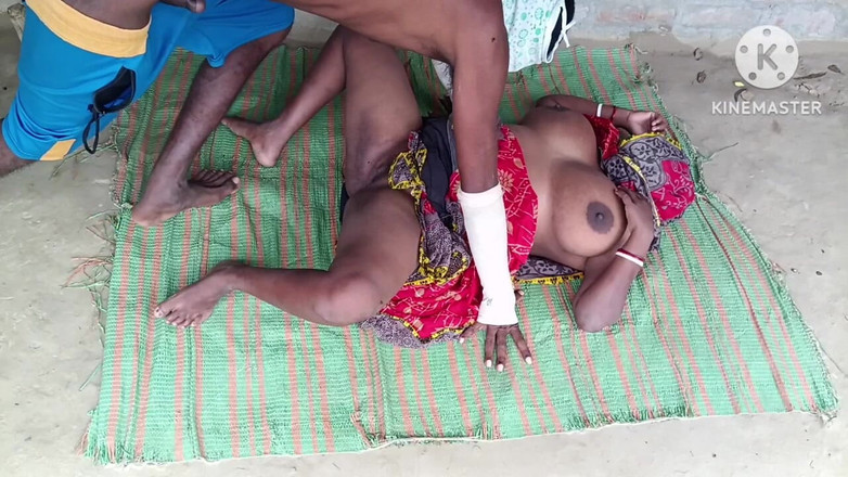 Nenika: 近所のデシ・バービーと寝た