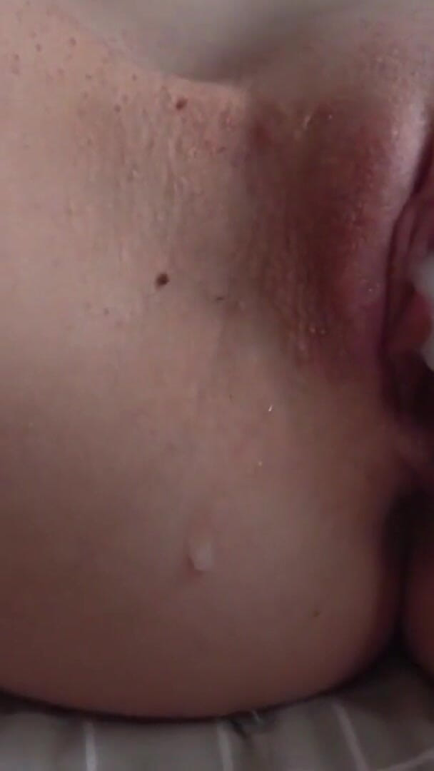 Tori Diamond: Missionärsex Och Creampie Perfekt Rosa Fitta