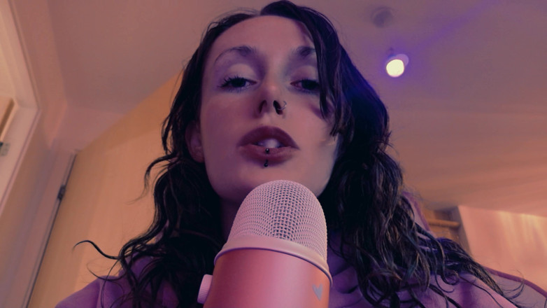 Goddess Transcendence: Dominatrix escupe Asmr, humillación de hidratación, diosa te ordena que...