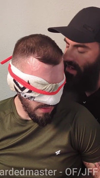 Bearded Master Edging Bear Alessio Venezi