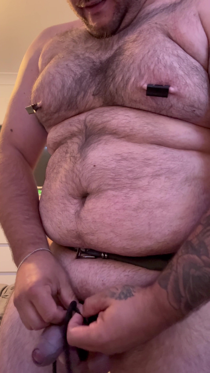 Shaun Cbt: Legare de pulă sub haine în public, partea 2 - descoperire