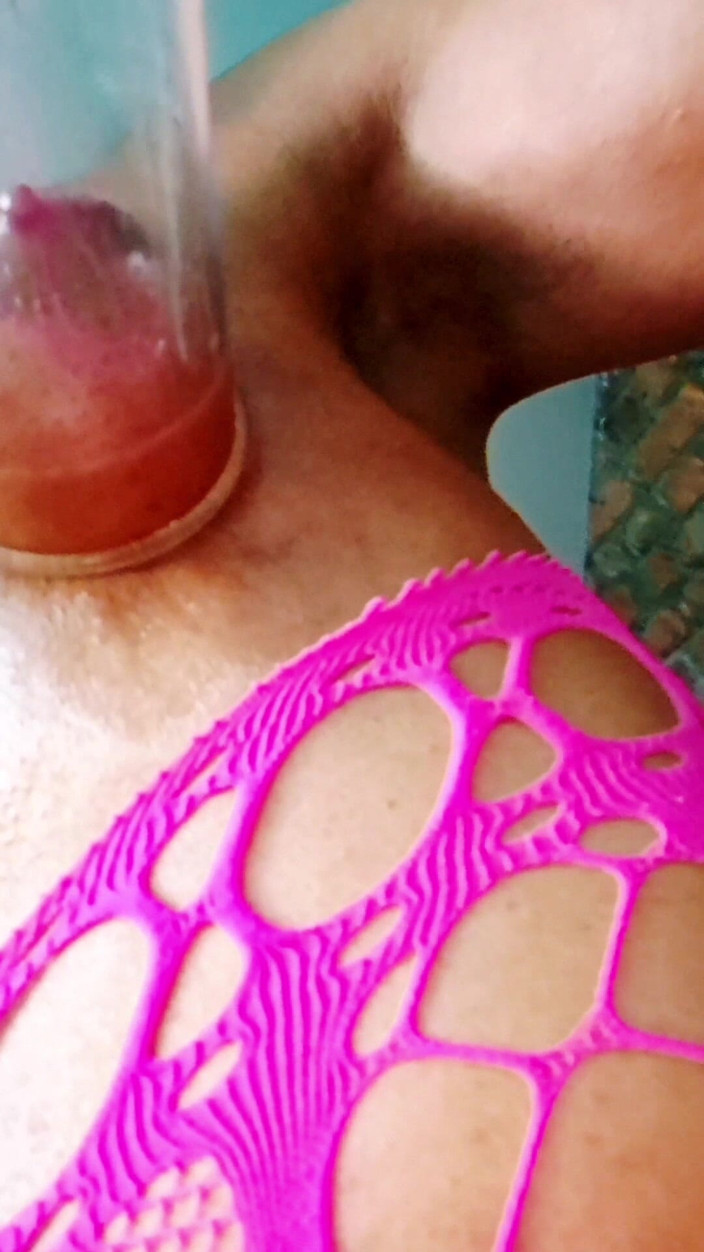 Milah CrossxxX: मैं अपना छोटा दिन पंप करता हूं 2