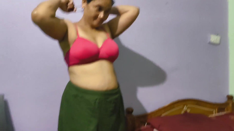 Sexy sindu: Suami India desi memuaskan keinginan istri