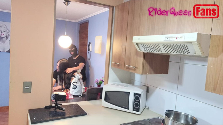 Riderqueen: Video untuk peminat: seorang lelaki muda bertokok mengongkek saya di...