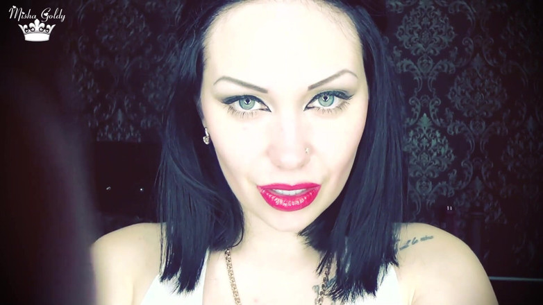 Goddess Misha Goldy: Moje czerwone pocałunki sprawiają, że spuszczasz się na moją twarz w...
