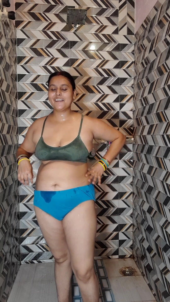 Puja555: Lahodná puja bhabhi koupelna Blog