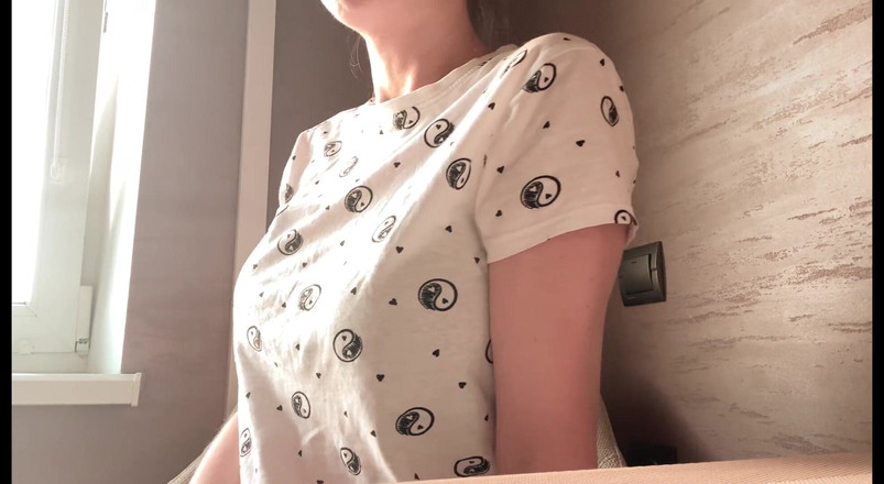 ArinaMills: निषेध! सौतेला बाप सौतेली बेटी को चोदता है जबकि कोई भी घर पर नहीं है - बातचीत के साथ रूसी शौकिया