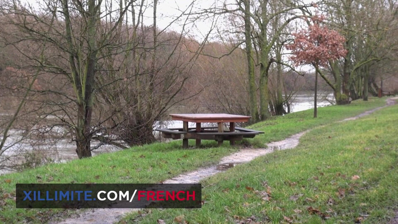French girls at work: Metisse francese con il culo perfetto sesso anale da un...