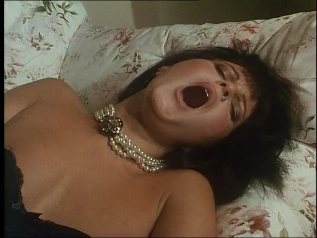 Xtime Network: Incrível milf em cena vintage anal quente