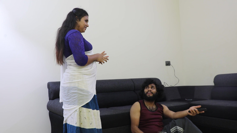 Vaigavarun45: Servant Janu Enjoying Hot Sex with Boss While Watching TV,...