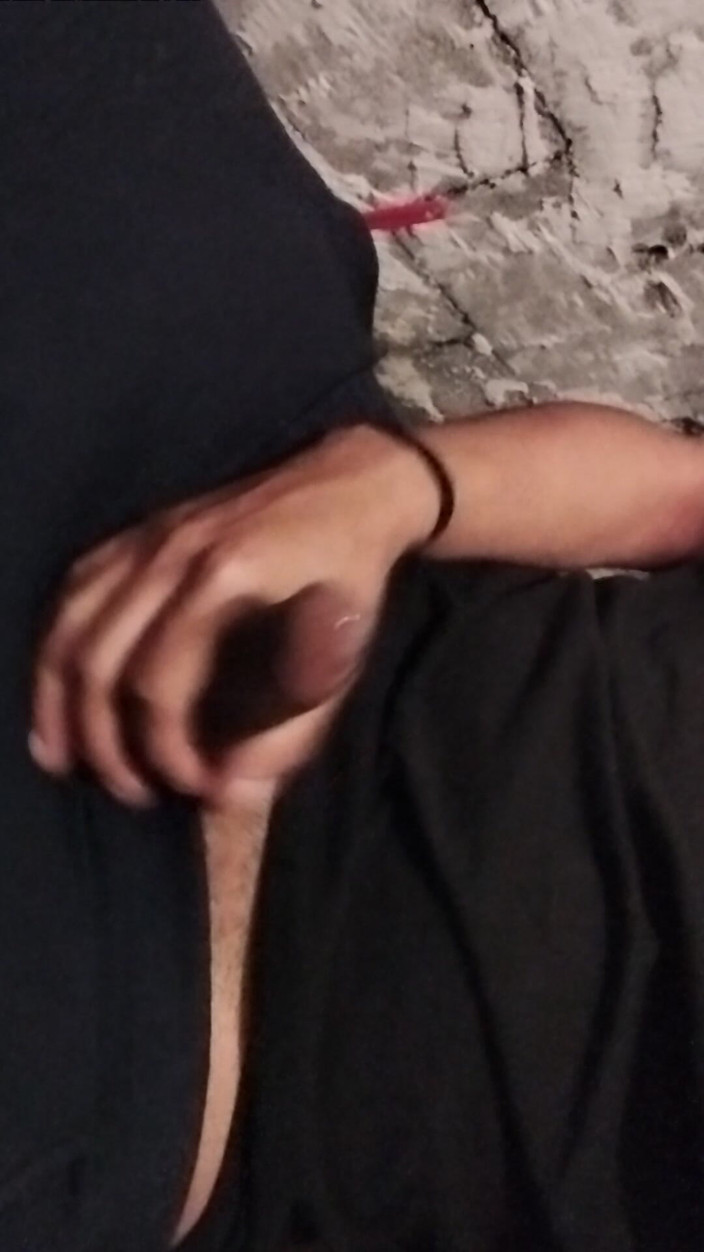 AlexAlejandro13: Boşalma ile dolacaktım