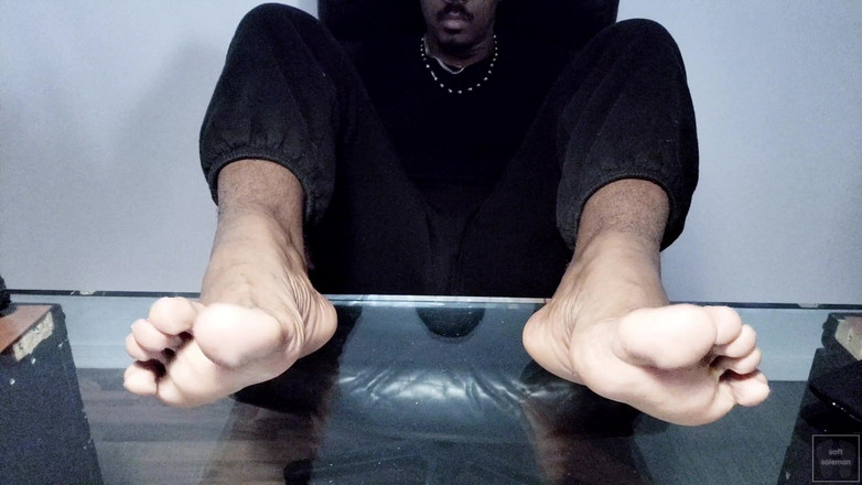 Soft Soleman: Saya Mengekspos Sol Maskulin Saya yang Mengkilap (2025)