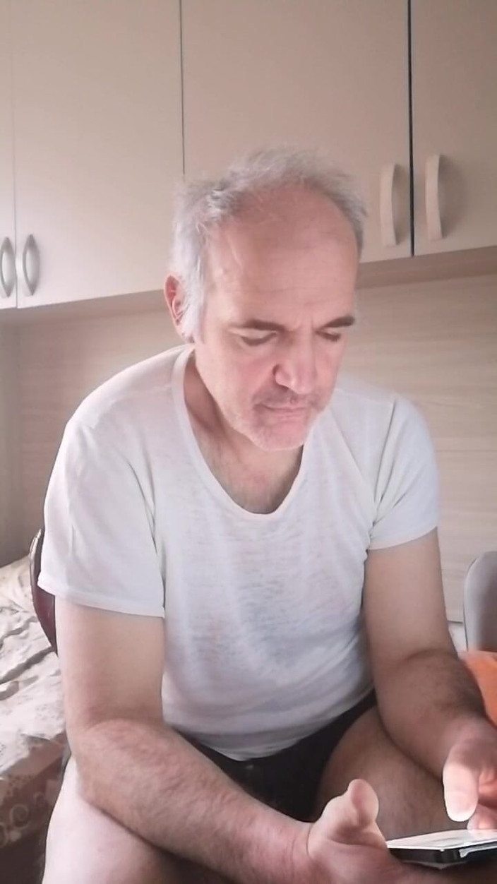 Setesesso7: Je branle ma bite bien dure, je pisse deux fois...