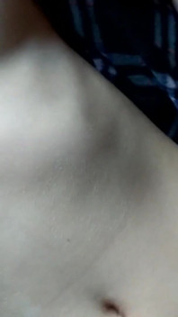 Günlük ev yapımı striptiz ve mastürbasyon yakın çekim
