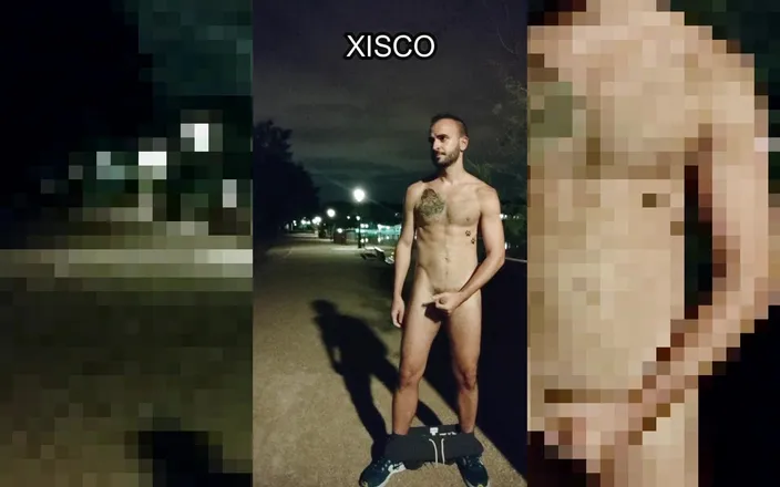 Xisco: Risky jerkoff at night